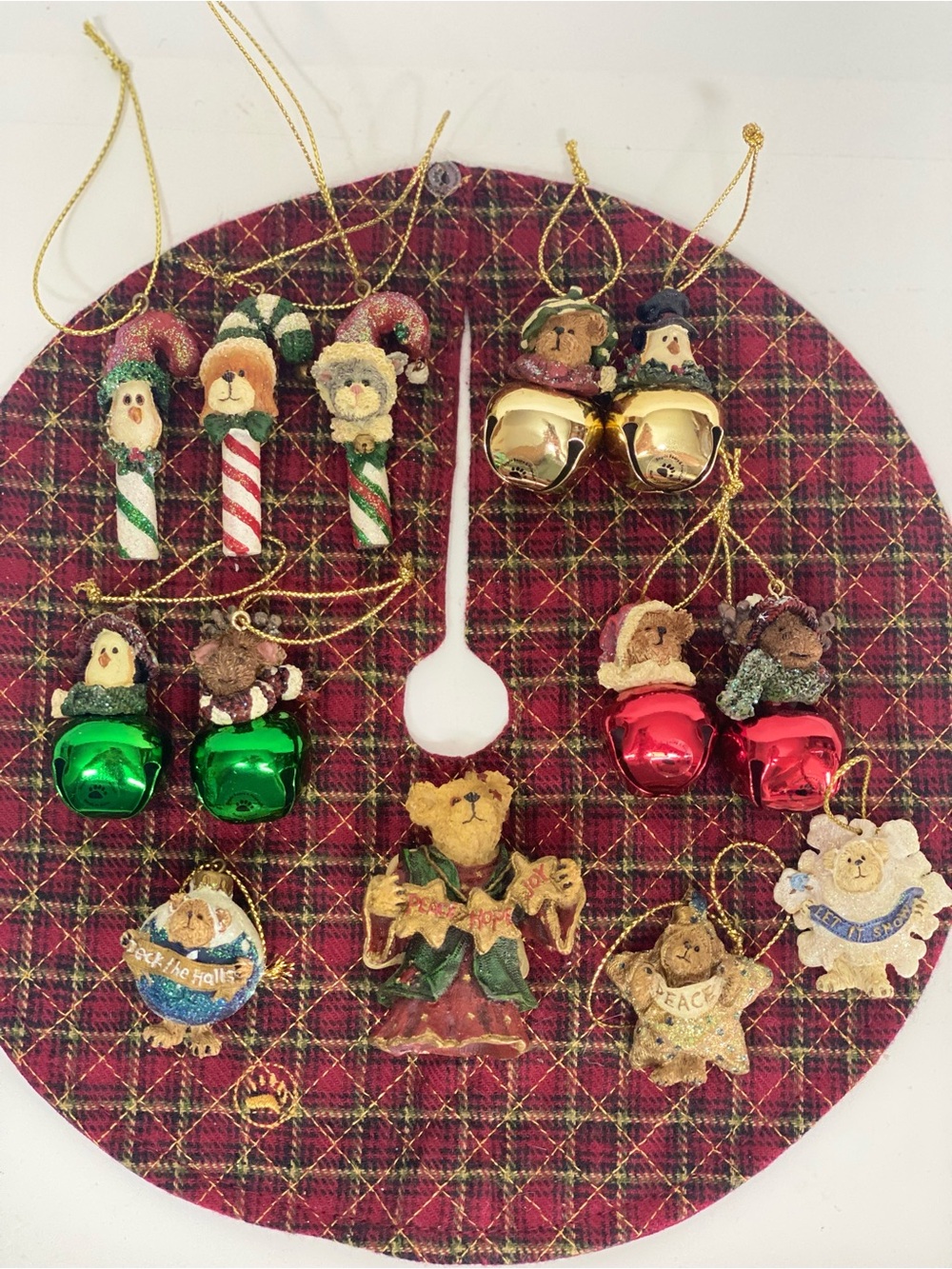 Boyds Bears 12 Miniature Christmas Tree Ornaments Tree Topper Tree Skirt Holiday
